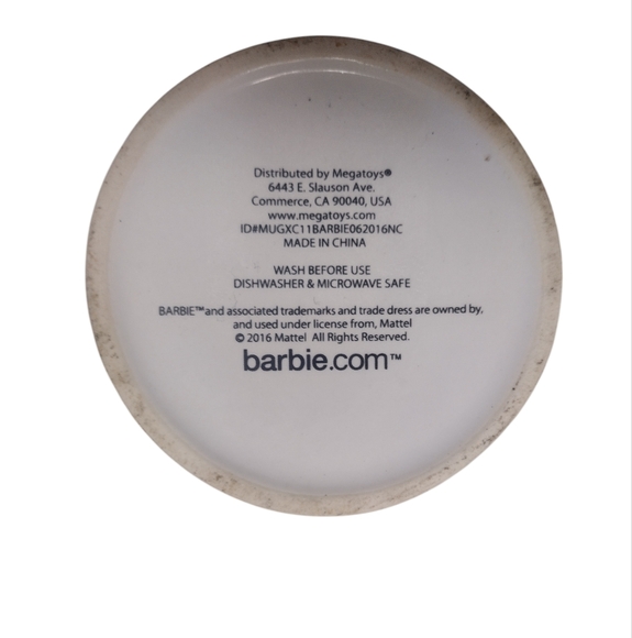 Mattel Barbie Christmas Mug 2016 - Picture 4 of 4